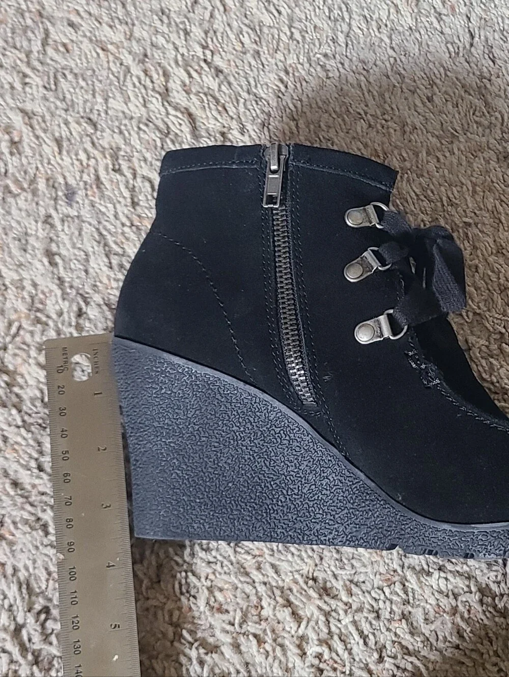 Cliffs by WHITE MOUNTAIN Black Lace-Up Wedge Ankle Boots